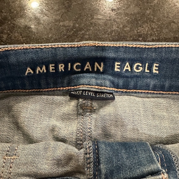 American Eagle Denim Mini Skirt Size 6 - Picture 3 of 5